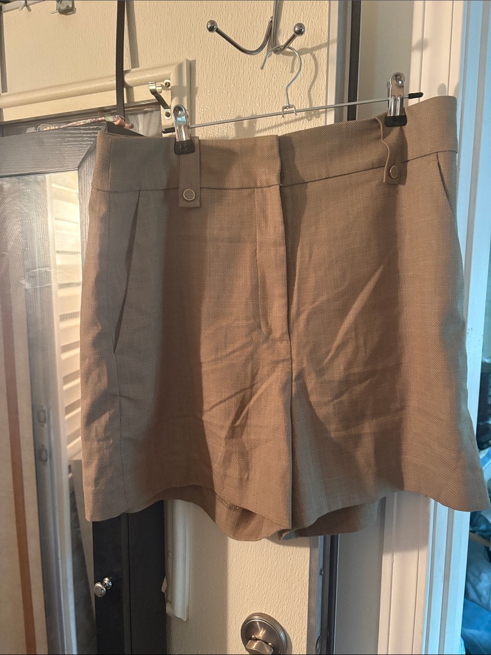 H&M Women's Tailored Shorts in Light Brown